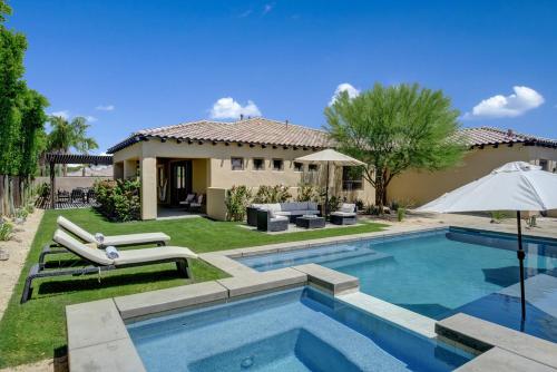 Falling Leaf Estate with a Large Pool, Open Floor Plan and Total Privacy!