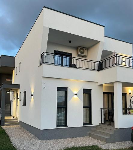 Lana apartmani in Bar