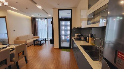One-Bedroom Apartment image 10
