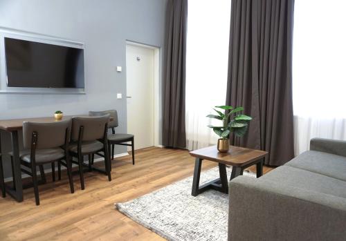 Viva La Vienna Apartments Room Type - Superior One-Bedroom Apartment Viva La Vienna Apartments Room Type - Superior One-Bedroom Apartment