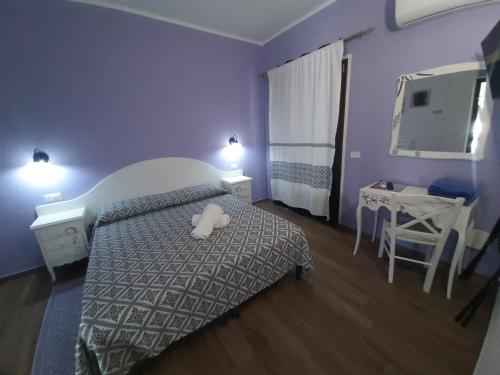 2 twin beds