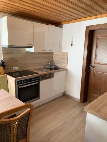 Kitchen, Apart Bella Vista - Wohnung und Garni in Kappl