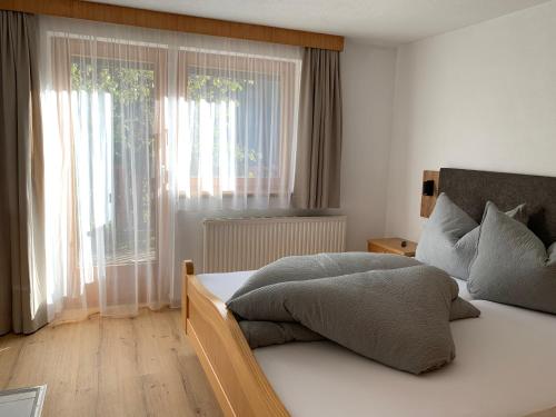 Apart Bella Vista - Wohnung und Garni in Kappl