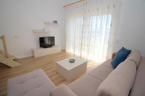 Blue Residence - image 2