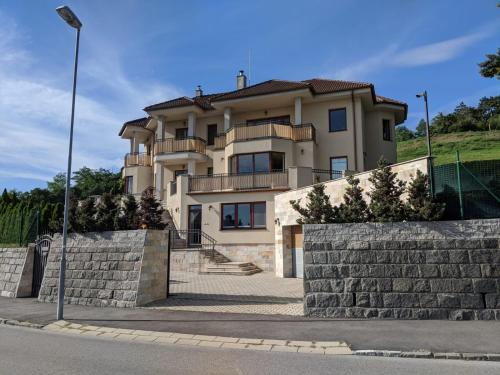 ClearVueHome - Panoramic 43 m2 Studio Bratislava Slavin, Bratysława (zdjęcie 2)