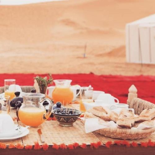 Ételek és italok, Glamping Under Stars in Takojt