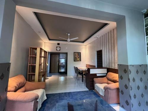 Two-Bedroom Suite image 10