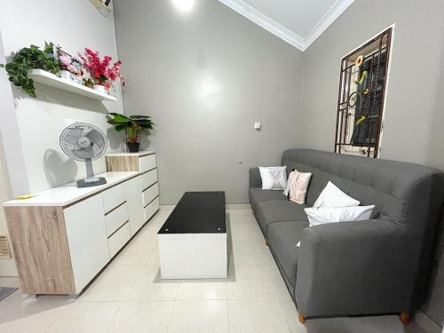 Palm Beach Stay Near to Grand Batam Penuin Nagoya Hill - Batam Palm Beach Stay Near to Grand Batam Penuin Nagoya Hill - Batam