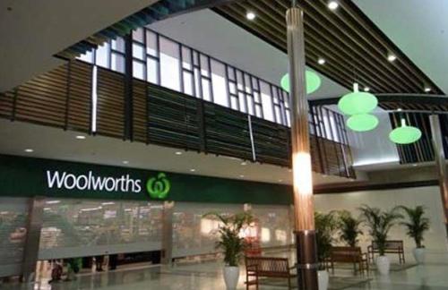 متاجر, MJED House in جنوب سيدني الغربية