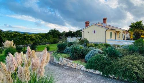 A szálláshely kívülről, Villa Yucca Istra in Sveti Bartul