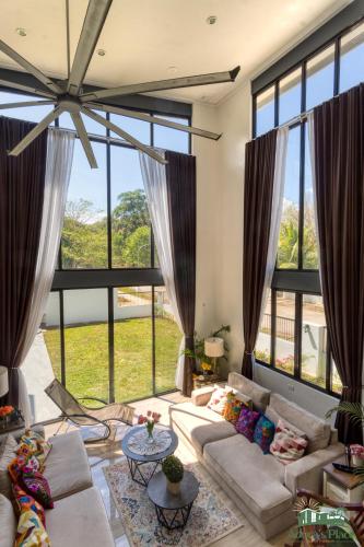 Adora's Place - Premium Room Room Type - King Suite