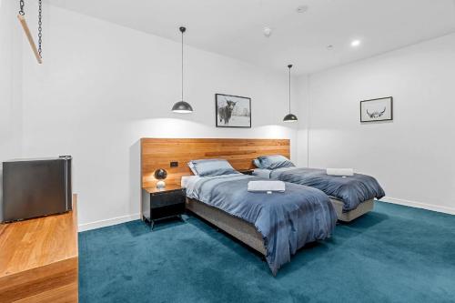The Electric Hotel – Geelong, FL