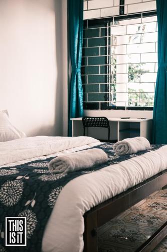 This is it Stays - Beach View Rooms & Huts in Arambol