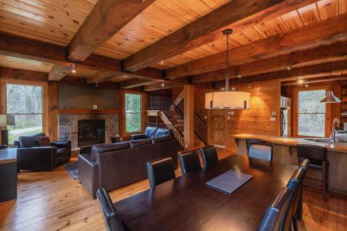 Cote Nord Tremblant Chalet Maria