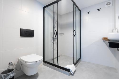 Superior Double Room image 6