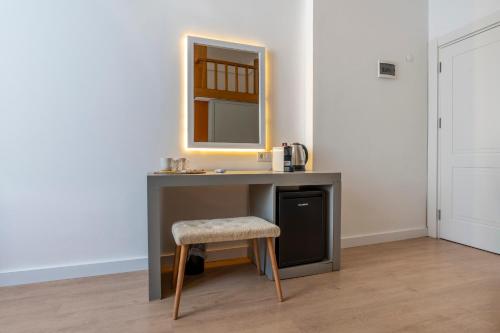 Superior Double Room image 3