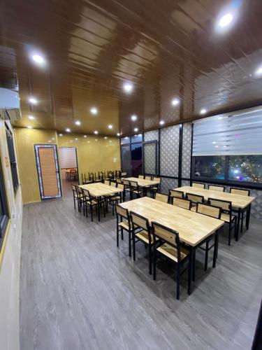 Restaurant, Jewel Homestay in Xuan Dam Village