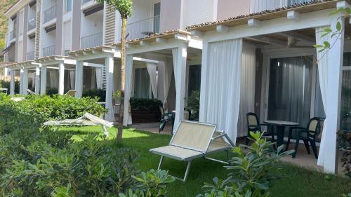 Ancora Resort