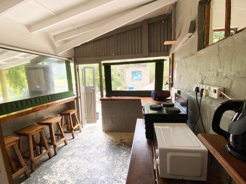 المرافق, The Riverdeck Accommodation and Backpackers in جوكاما