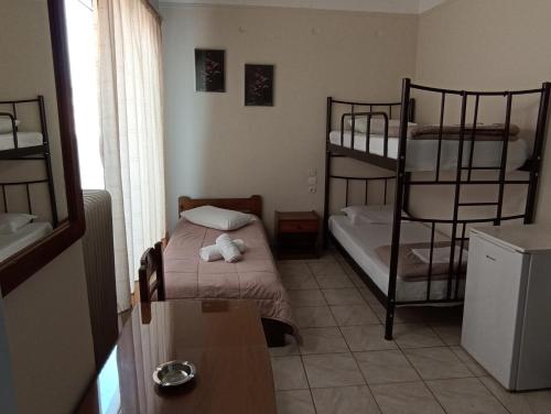 Triple Room image 3