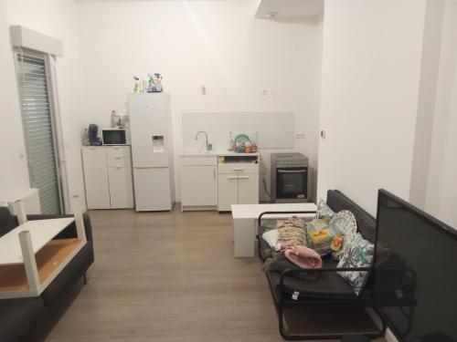 Chambre double 1 lit - Pension de famille - Villepinte