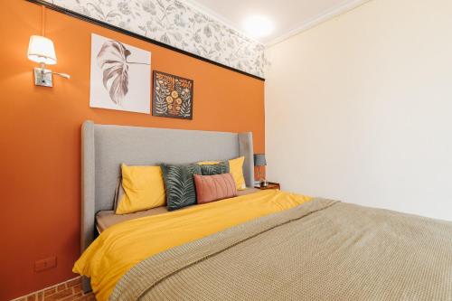 Old town, super spacious, good price, comfortable 43 phùng hưng street