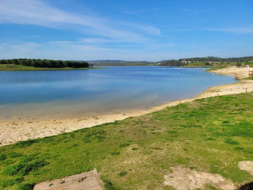 Casinha da Esquina - Refúgio Alentejano a 700m da Praia (Casinha da Esquina - Refugio Alentejano a 700m da Praia) in Amieira