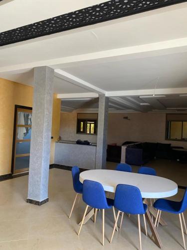 Charmante villa avec piscine DAR LUD in Talamanzou