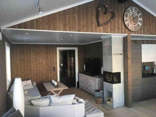 Hytte med god standard in Stranda