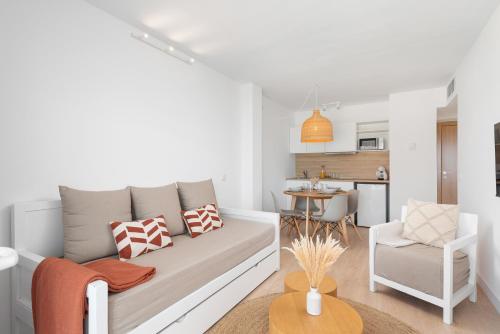 Bauló Mar Suites - image 12