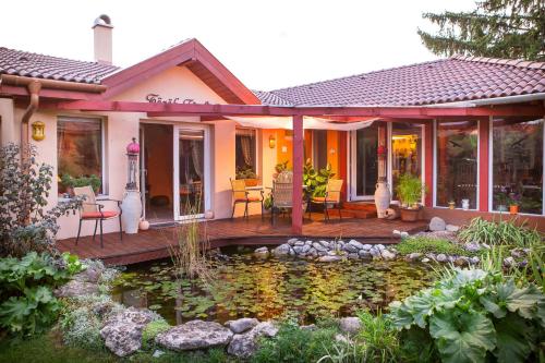 Vista exterior, Green Park Villa in Eger