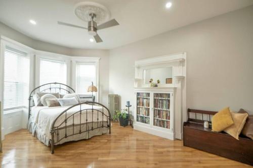 A Charming 4 bd Garden Oasis Brick Townhouse in Brooklyn, USA