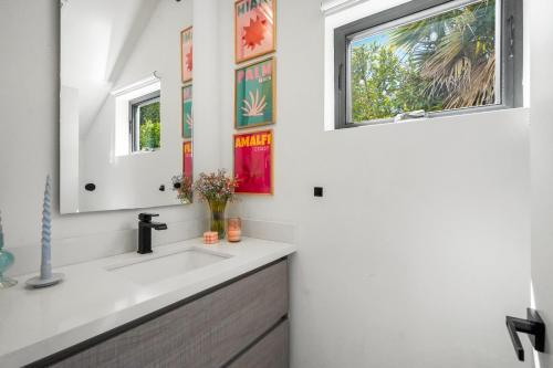 Scandinavian 2BR, 2Bath Townhome, Pet & Kid Friendly, Free Parking, 10min to Venice Beach!, Los Angeles (fotografie 10)