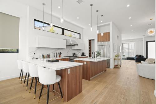 New Lavish Elegant 3BR Home in Mar Vista, Pet Friendly! 10min to Venice Beach!, Los Angeles (fotografie 10)