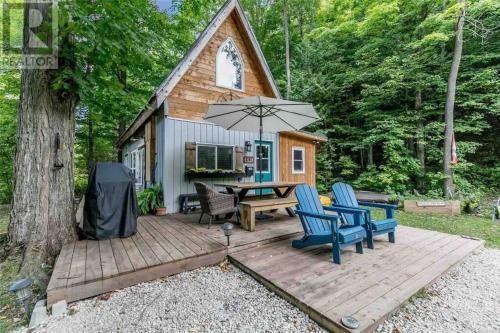 Cottage on the Noisy River Blue Mountain Wasaga