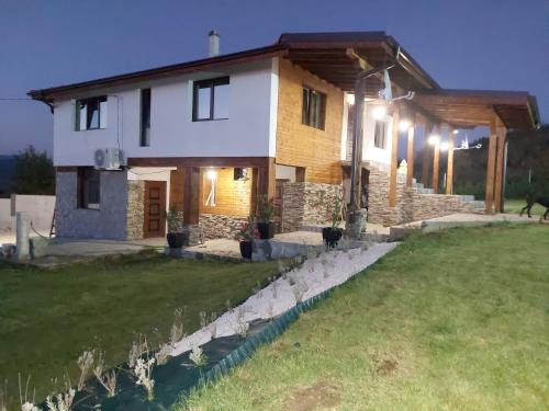 Vila agapi -Вила Любов, Elhovo (zdjęcie 2)