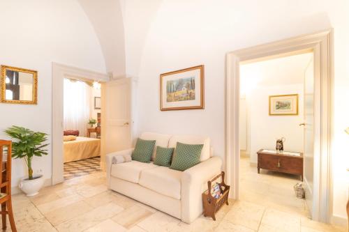 GreLiu 1860, Fasano (photo 8)