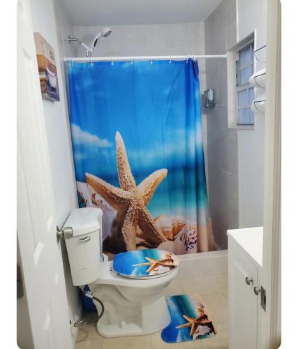 B1 Best Value on Private Bedroom with Private Bathroom in Little Havana, Miami in Miami, USA