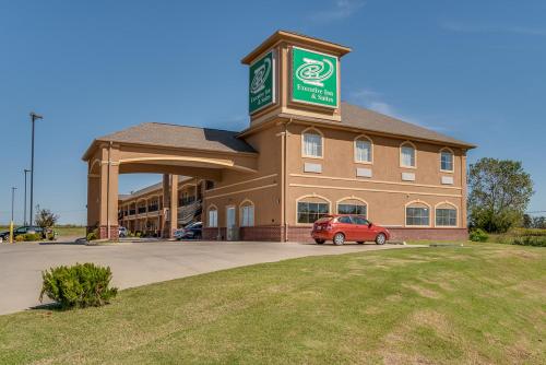 Executive Inn & Suites Cushing - 출입구