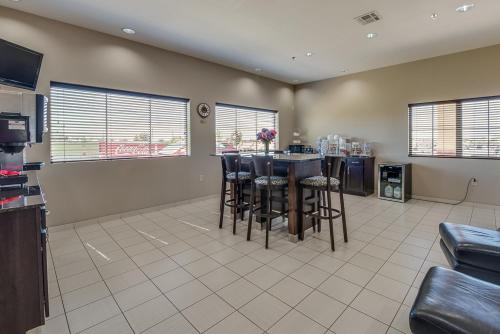 Executive Inn & Suites Cushing
