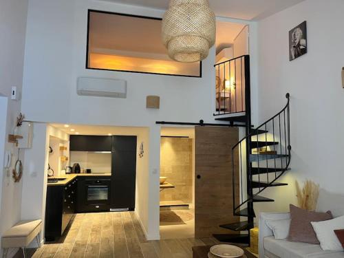 Duplex chaleureux et élégant à deux pas de la mer, Marseille