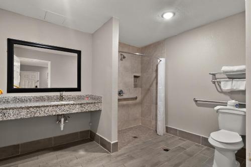 이코노 로지 인 & 스위트 라레도 - 누에보 라레도