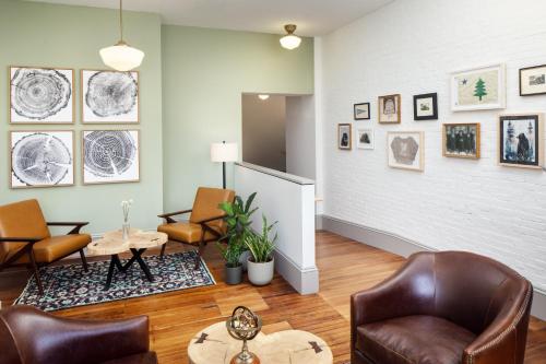 บริการและสิ่งอำนวยความสะดวก, Hotel Ursa in โอโรโน (ME)