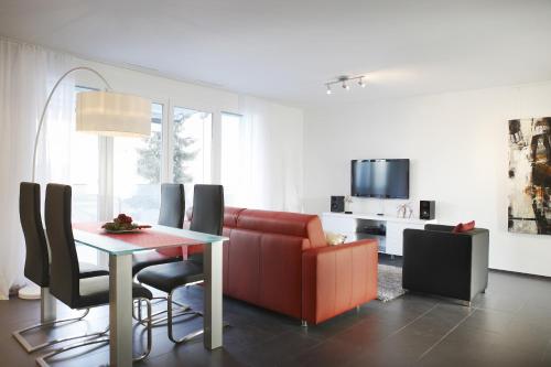 MyWay Hotel & Apartments- Bahnhofstrasse 16 - Tap to explore photos