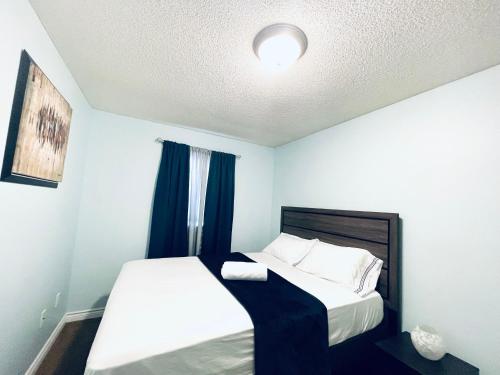 Modern Upper Level Duplex House