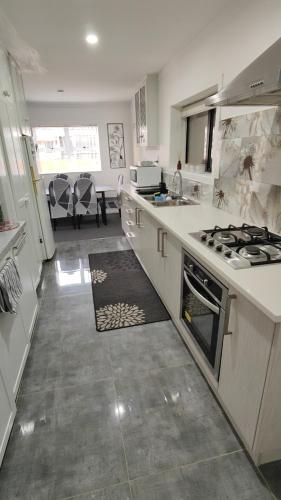 Home Close to Amenities and Airport., Auckland (foto 10)