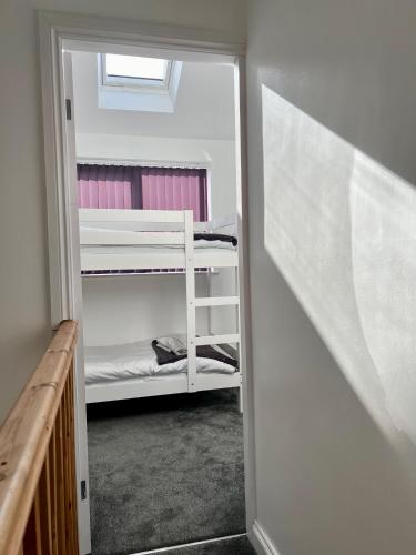 St Andrews House Hotel - image 9
