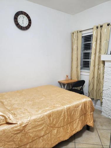 B4 Best Value on Private Bedroom with Private Bathroom in Little Havana, Miami in Miami, USA