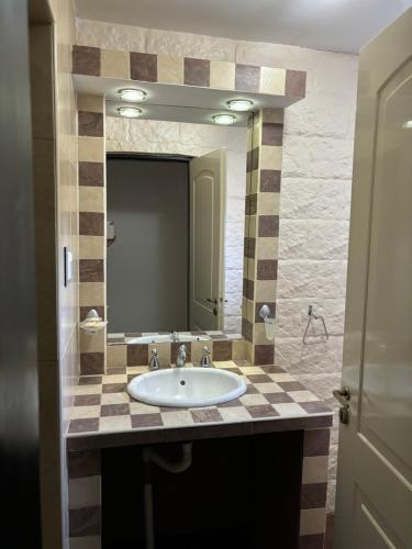 Apartment - Ground Floor image 10
