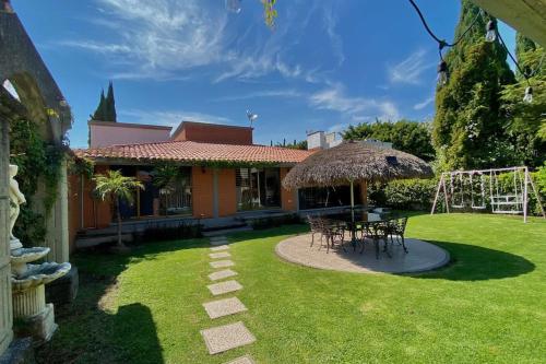 Casa Los Pinos en Club de Golf El Cristo in Atlixco, Mexico